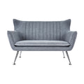 **Luxe design bank met gestreept textiel en metalen poten**