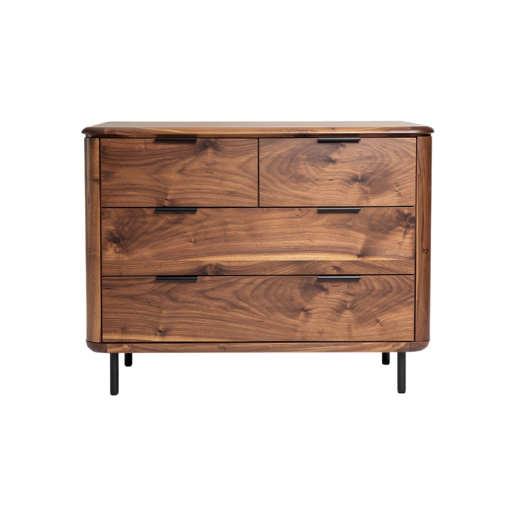 **Technisch Titel in het Nederlands: Moderne Houten Commode met Zwarte Grepen**