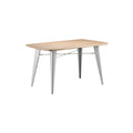 **Moderne eettafel met houten blad en metalen poten**